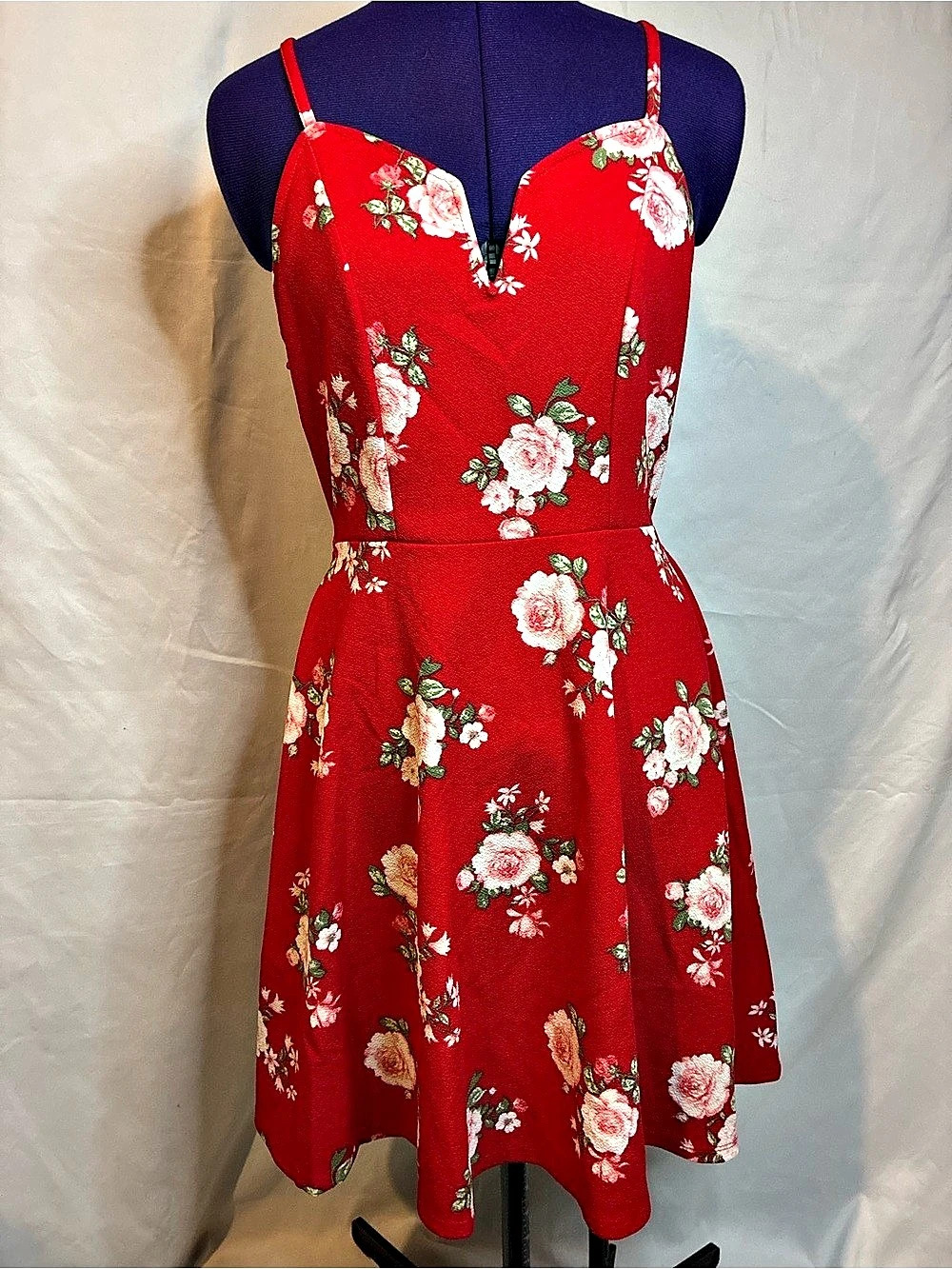 No Boundaries Floral Backless Midi Dress Red & Pink Large